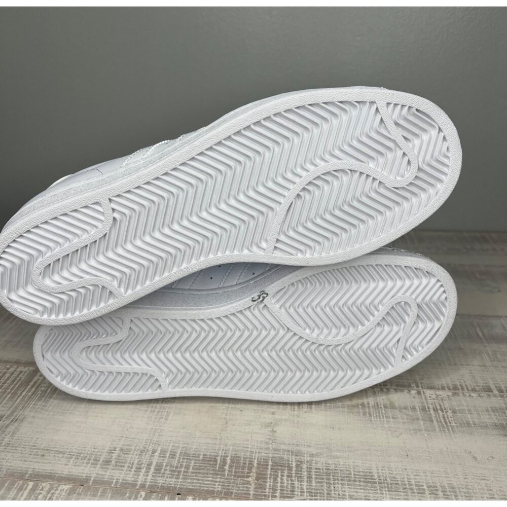 Adidas Superstar White Leather Unixes Sneaker Men's Size 6.5 Women 8 - Picture 4 of 14